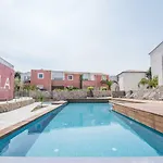 Les Alizes & 3* LʼÎle-Rousse
