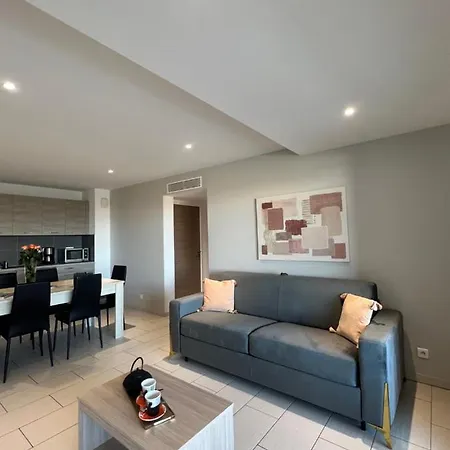 Апарт-отель Les Alizes & 3*