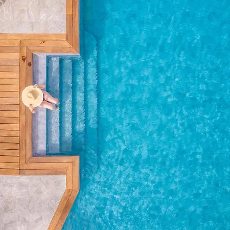 Апарт-отель Les Alizes & Л'Иль-Рус