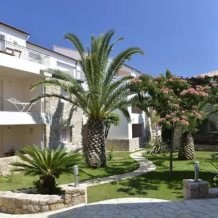 Апарт-отель Les Alizes & Л'Иль-Рус