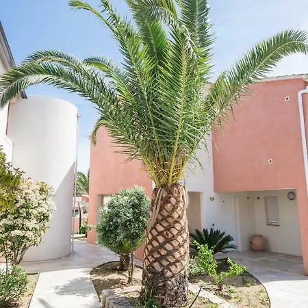 Апарт-отель Les Alizes &