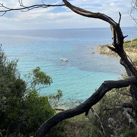 Ξενοδοχείο με διαμερίσματα Les Alizes &