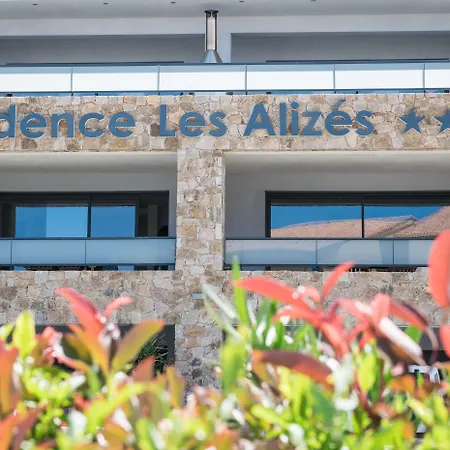 Ξενοδοχείο με διαμερίσματα Les Alizes & LʼÎle-Rousse