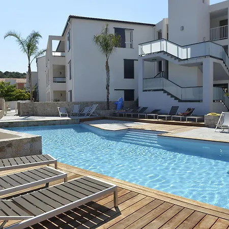 Ξενοδοχείο με διαμερίσματα Les Alizes &