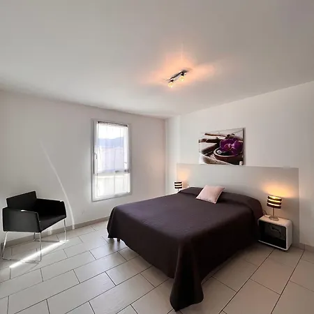 Ξενοδοχείο με διαμερίσματα Les Alizes & 3*