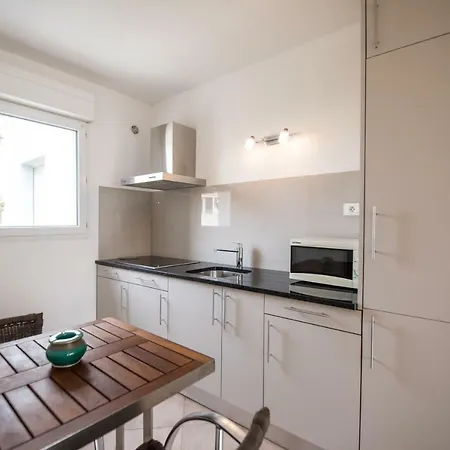 Les Alizes & LʼÎle-Rousse