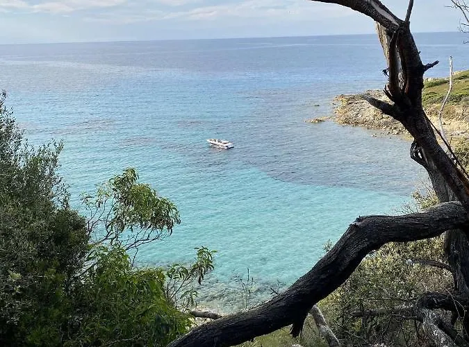 Ξενοδοχείο με διαμερίσματα Les Alizes &