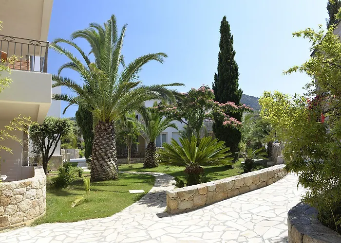 Les Alizes & Aparthotel 3*