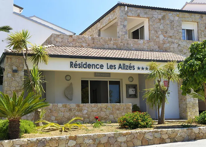 Les Alizes & 3*