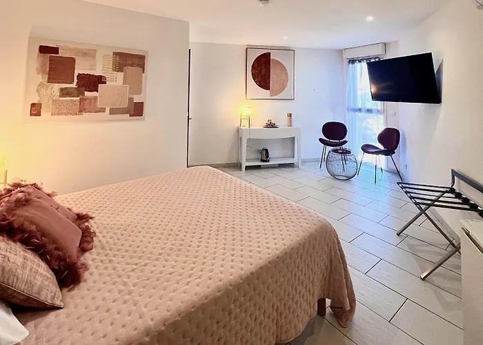 Aparthotel Les Alizes & 3*