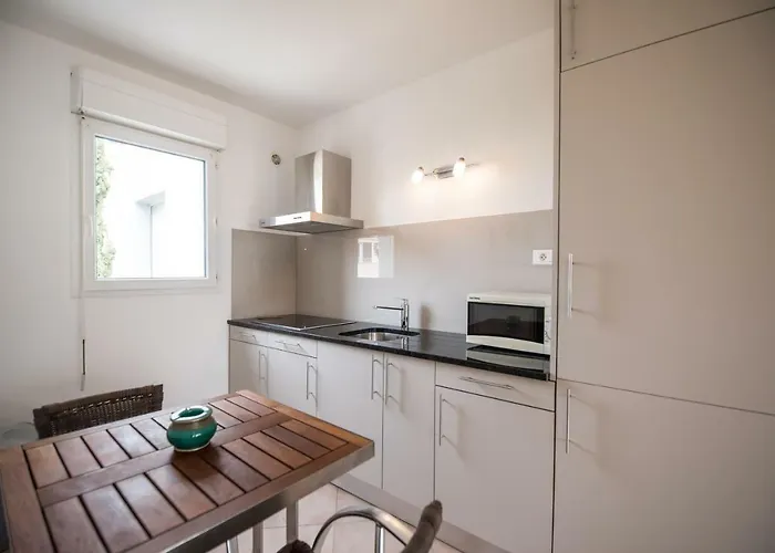 Les Alizes & LʼÎle-Rousse