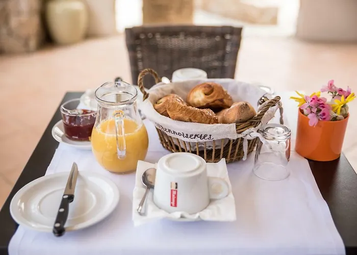 Les Alizes & 3* LʼÎle-Rousse