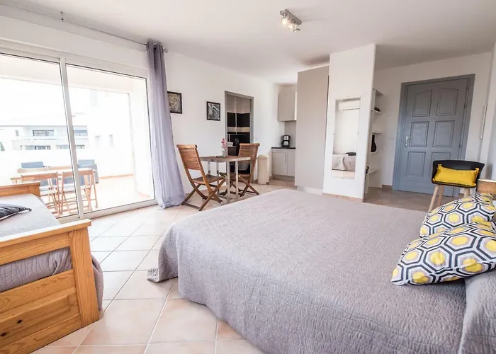 Les Alizes & LʼÎle-Rousse