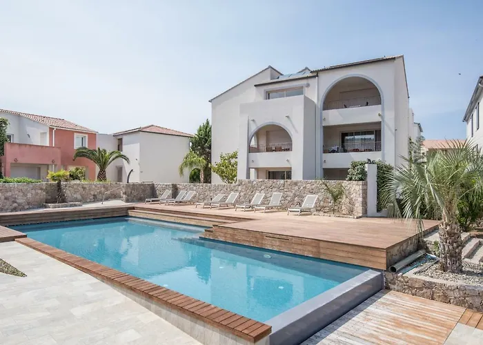 Les Alizes & 3* LʼÎle-Rousse